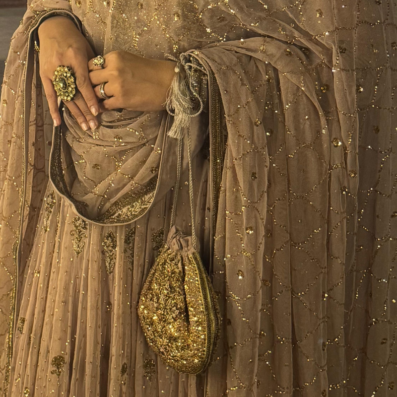 Barkha Bridal batwa bag